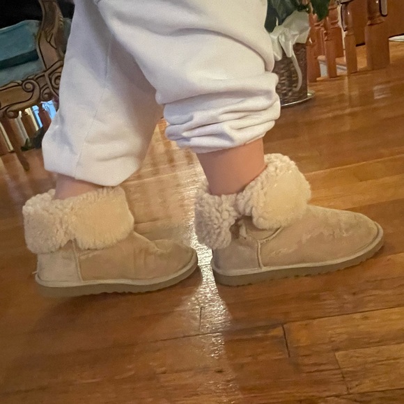 Ugg Bailey button boots - Picture 3 of 8